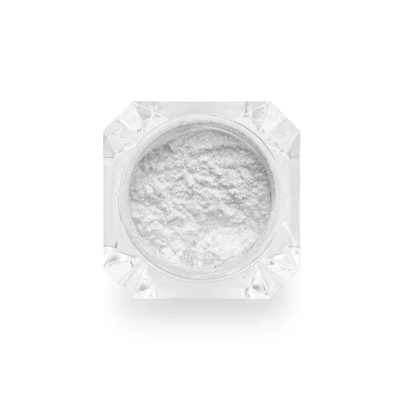 elarto-pylek-do-zdobienia-paznokci-chrome-powder-moonlight-white-0-5-g-1.webp