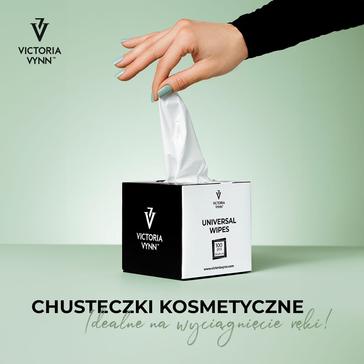 victoria-vynn-chusteczki-kosmetyczne-universal-wipes-100-szt-opakowanie.jpg