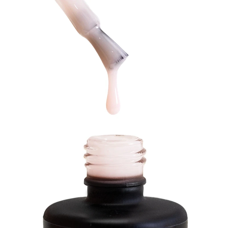 elarto-zel-budujacy-w-butelce-salon-bottle-gel-ivory-beige-15-ml-pedzelek.webp
