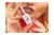 Swatch koloru lakieru hybrydowego Victoria Vynn Pure 221 Morning in Venice na paznokciach