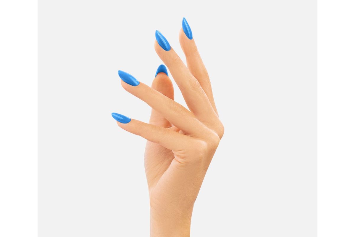 Victoria Vynn Pure Creamy Hybrid 153 Bluebird Blue - opis produktu