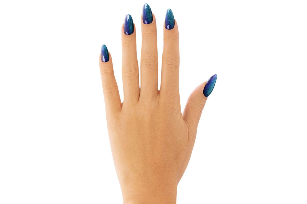 Lakier hybrydowy Victoria Vynn Gel Polish Cat Eye No. 234 Kyanite Stone 8 ml - niebiesko-turkusowy kolor z magnetyczną smugą cat eye, stylizacja paznokci
