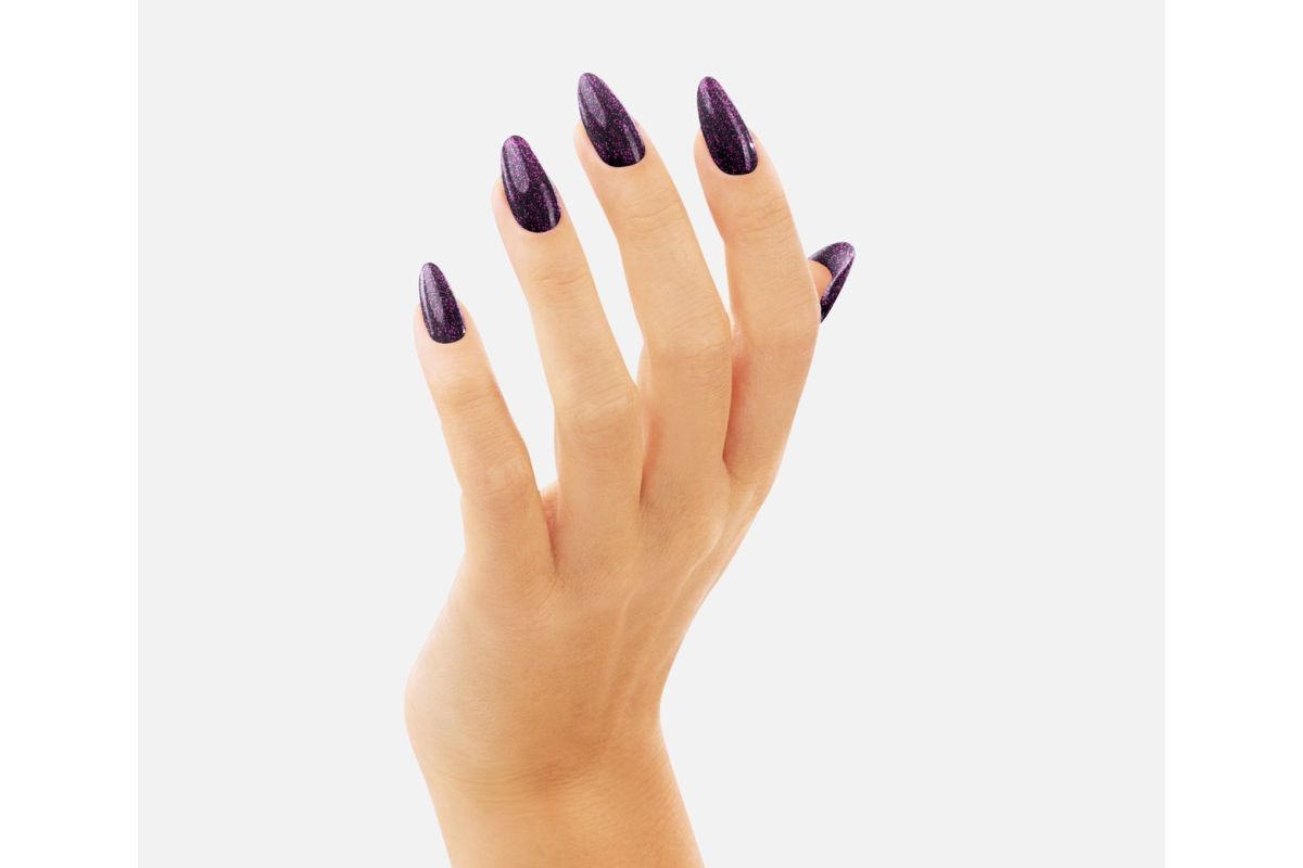 Lakier hybrydowy Victoria Vynn Gel Polish No. 213 Imperial Purple 8 ml