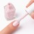 Aplikacja lakieru Yokaba 04 Pale Pink pędzelkiem na paznokieć, pudrowy jasny róż