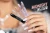 Wzornik kolekcji Victoria Vynn Midnight Spritz, do której należy top Starlit Silver No Wipe 8 ml, pięć brokatowych odcieni na tipsach