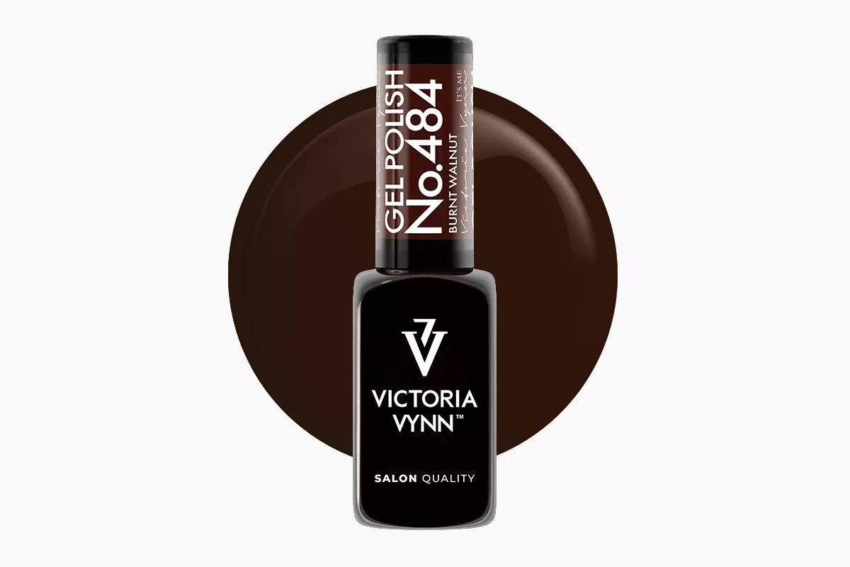 Victoria Vynn Gel Polish 484 Burnt Walnut 8 ml, butelka lakieru hybrydowego na tle czekoladowego wybarwienia