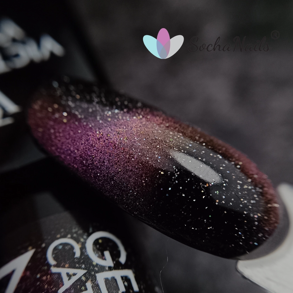 victoria-vynn-gel-polish-lakier-hybrydowy-cat-eye-party-flash-8-ml-357-kolor-na-wzorniku.webp