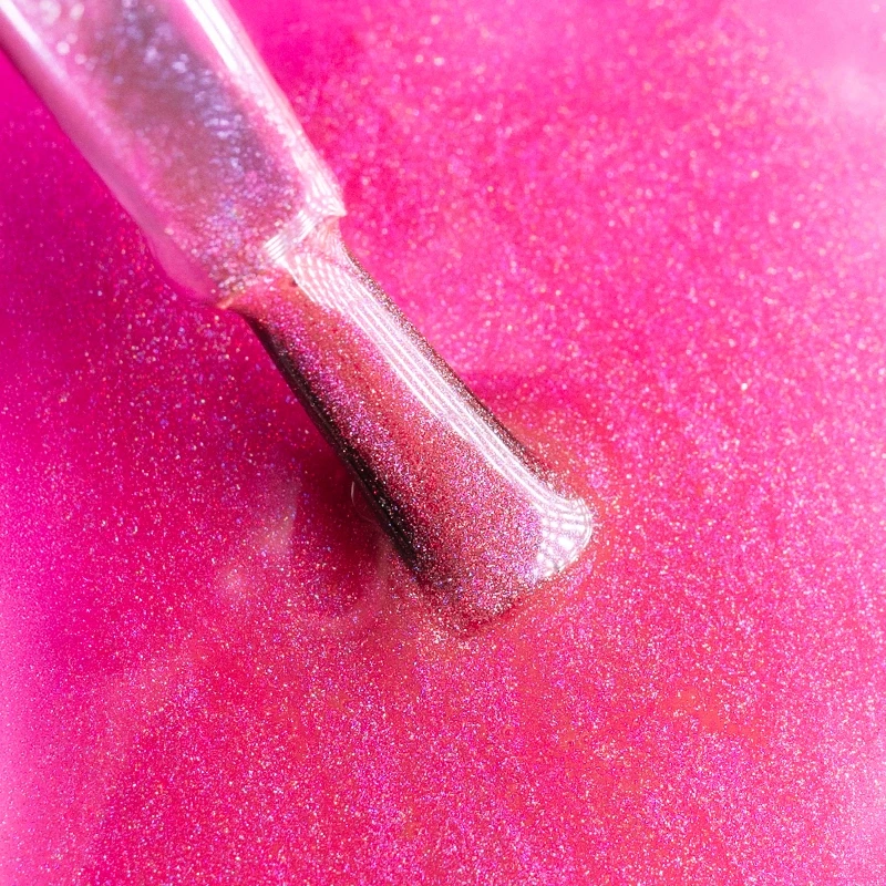Lacogel Cool Pink Holo Cat Eye nr 905 - odcień chłodnego różu z multikolorowym holo pyłem na płytce
