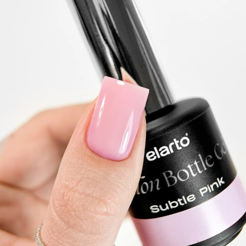 elarto-zel-budujacy-w-butelce-salon-bottle-gel-subtle-pink-15-ml-stylizacja.webp