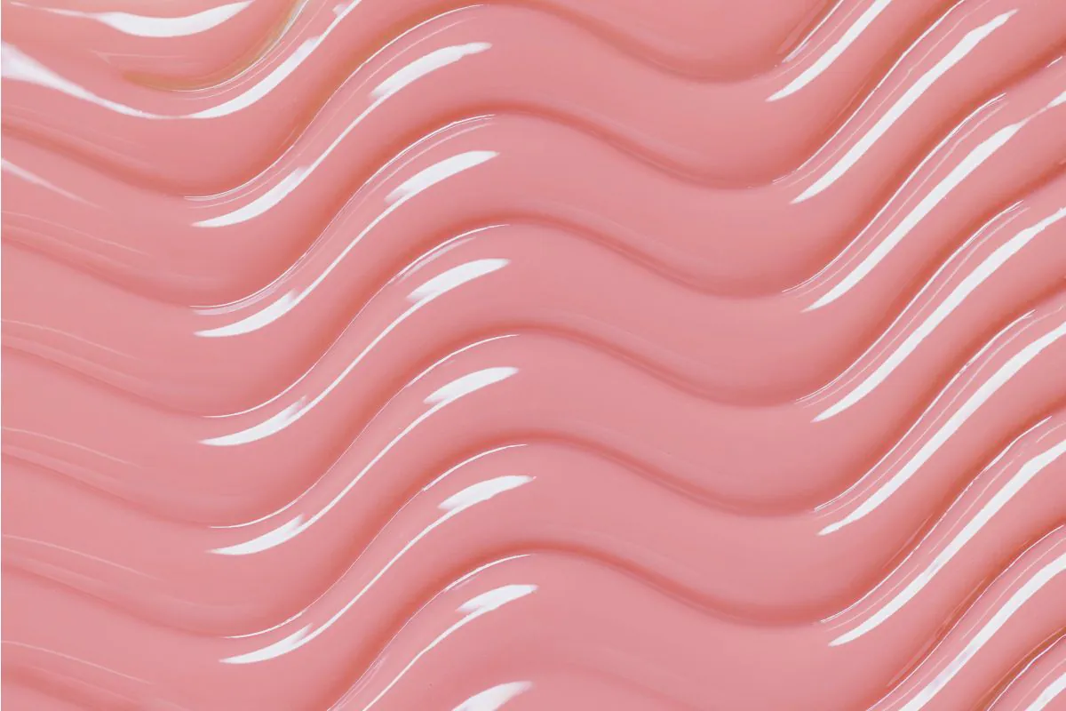 Victoria Vynn EASY FIBER GEL True Natural 50ml - tekstura żelu w falistym wzorze, ciepły różowo-nude