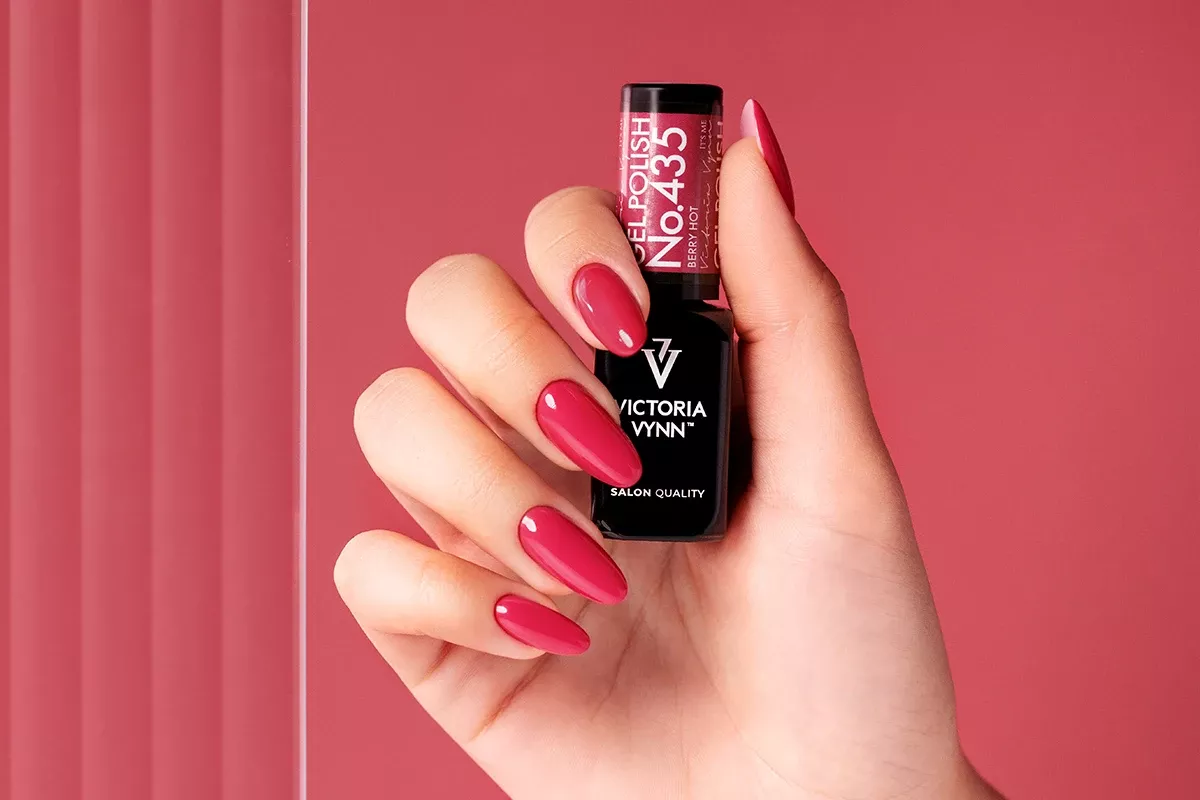 Lakier hybrydowy Victoria Vynn Berry Hot 435 - świeży energetyczny manicure w jagodowym różu
