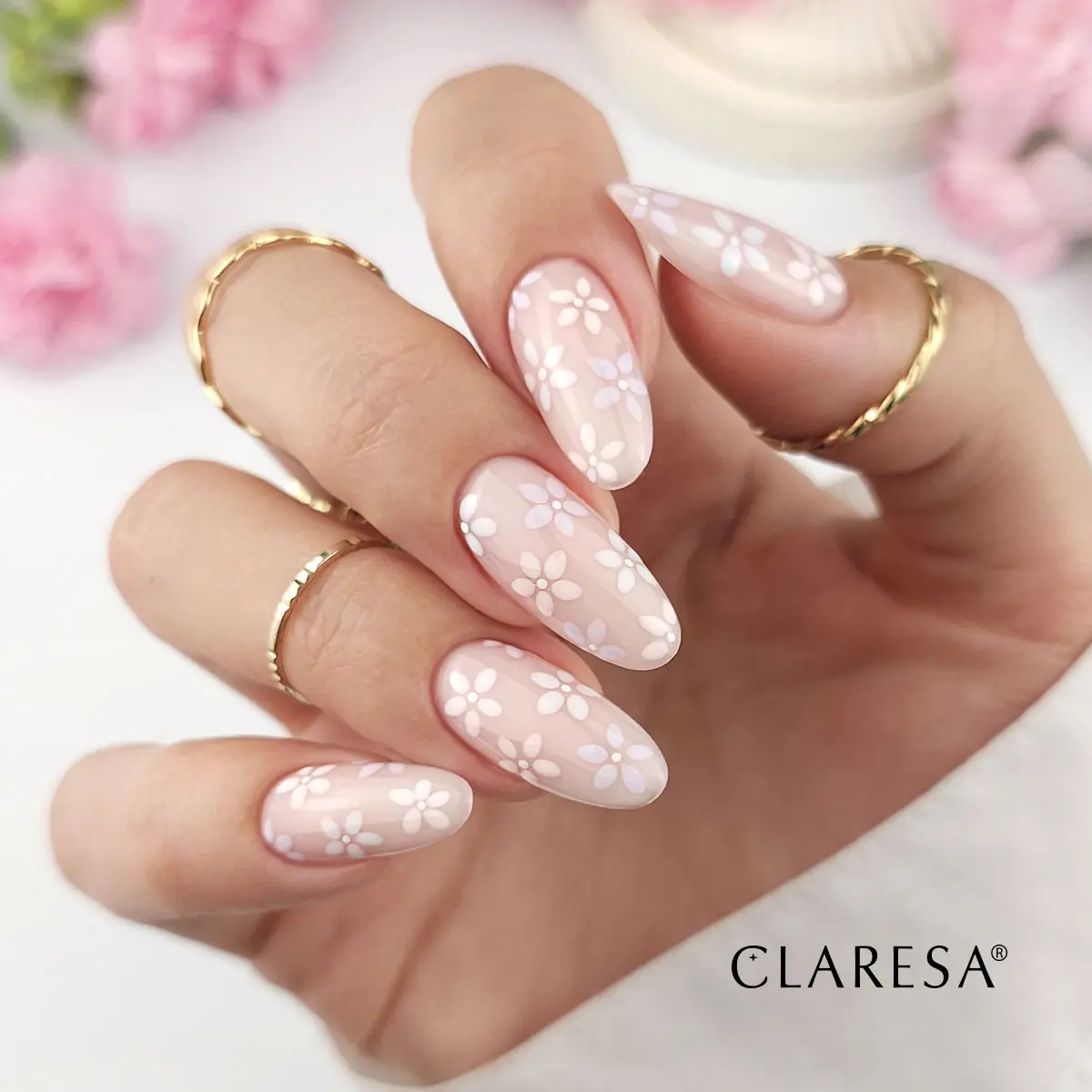 Stylizacja paznokci kolekcją Claresa Ciao Pastel! – pastelowe odcienie z kwiatowym zdobieniem