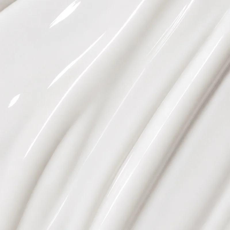 Lakier hybrydowy Yokaba Infinity 01 White Snow, tekstura koloru z bliska