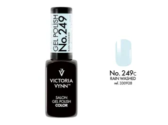 Manicure lakierem 249 Rain Washed - delikatny chłodny błękit w dwóch warstwach