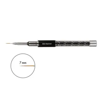 Pędzel precyzyjny Victoria Vynn NAIL ART 003 z włosiem 7 mm do koronek i czarną rękojeścią wypełnioną kryształkami